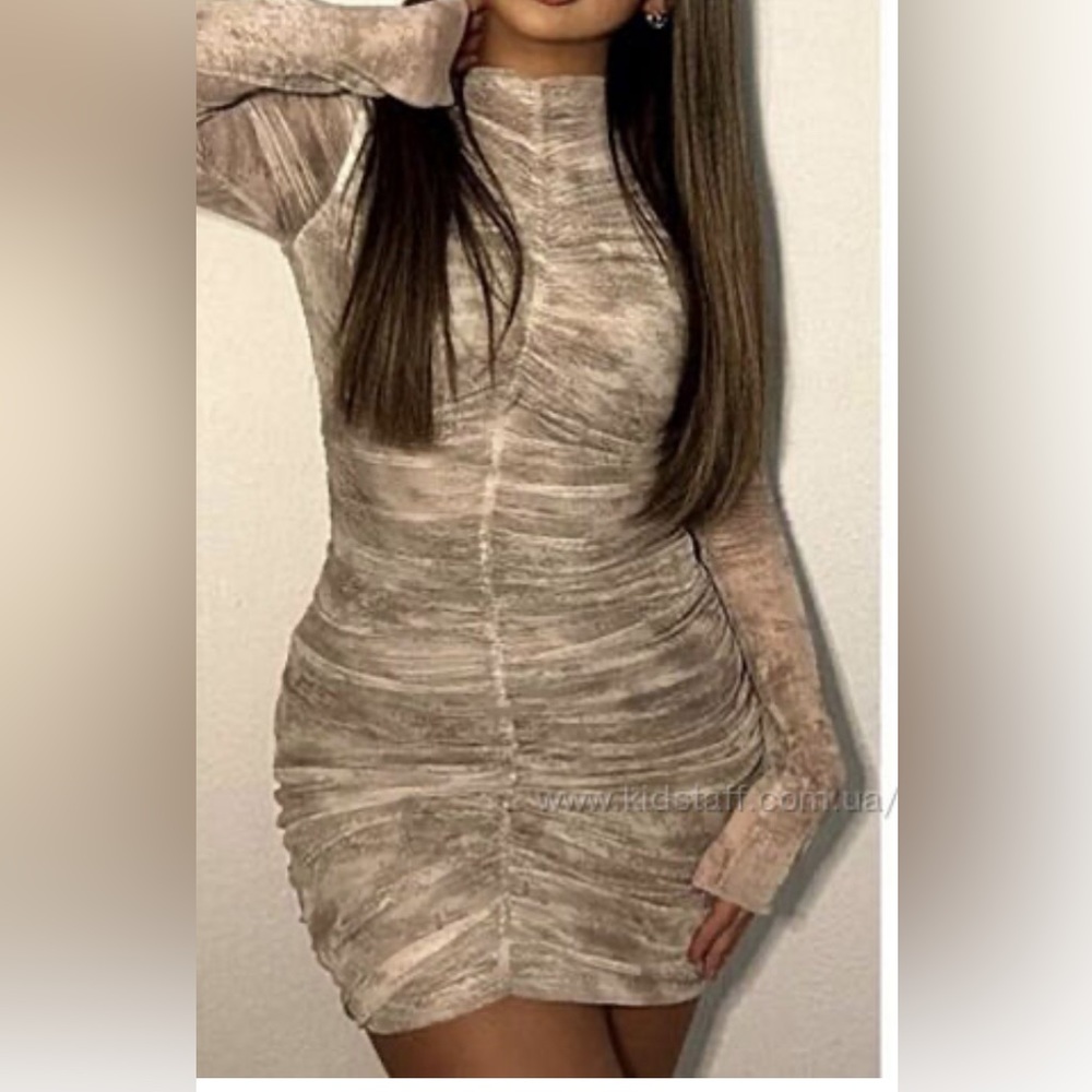 Zara Mini Dress 8342 / 327 / 450       Size XS